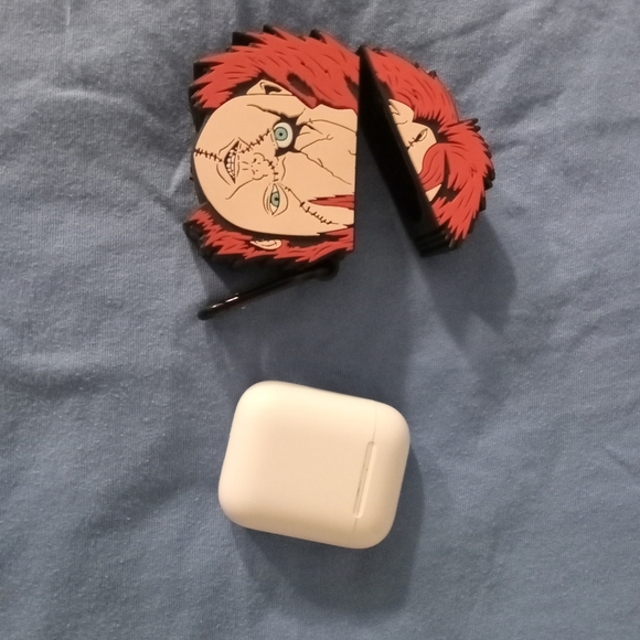 Chucky Earbud Case - Picture 1 of 5